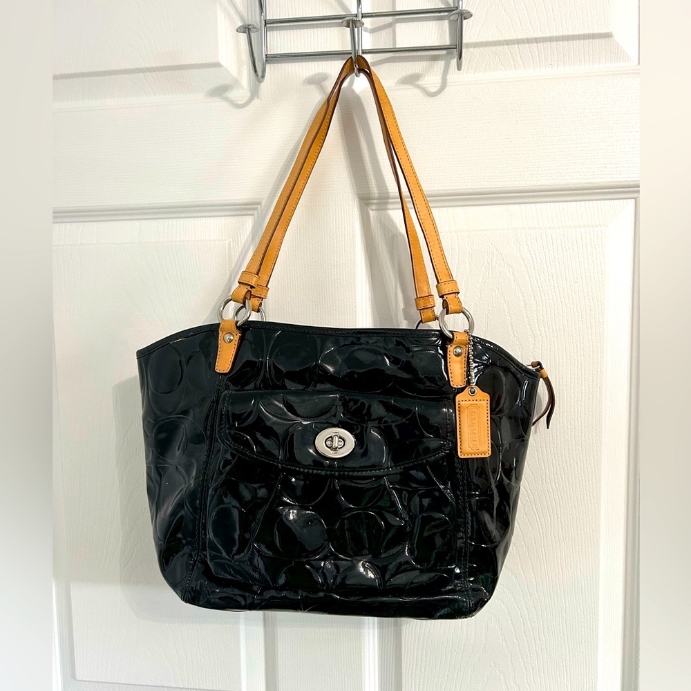👛VGC👛Coach👛Patent Leather Bag👛